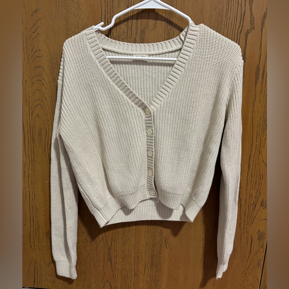 Brandy Melville sweater cardigan